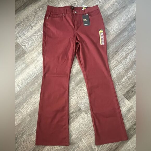 Lee Legendary Mid Rise Bootcut Jean-Size 14 - Picture 1 of 5
